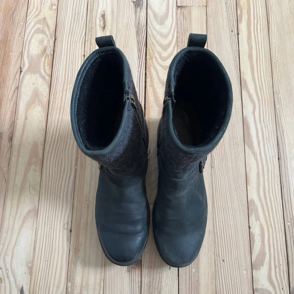 UGG simmens waterproof